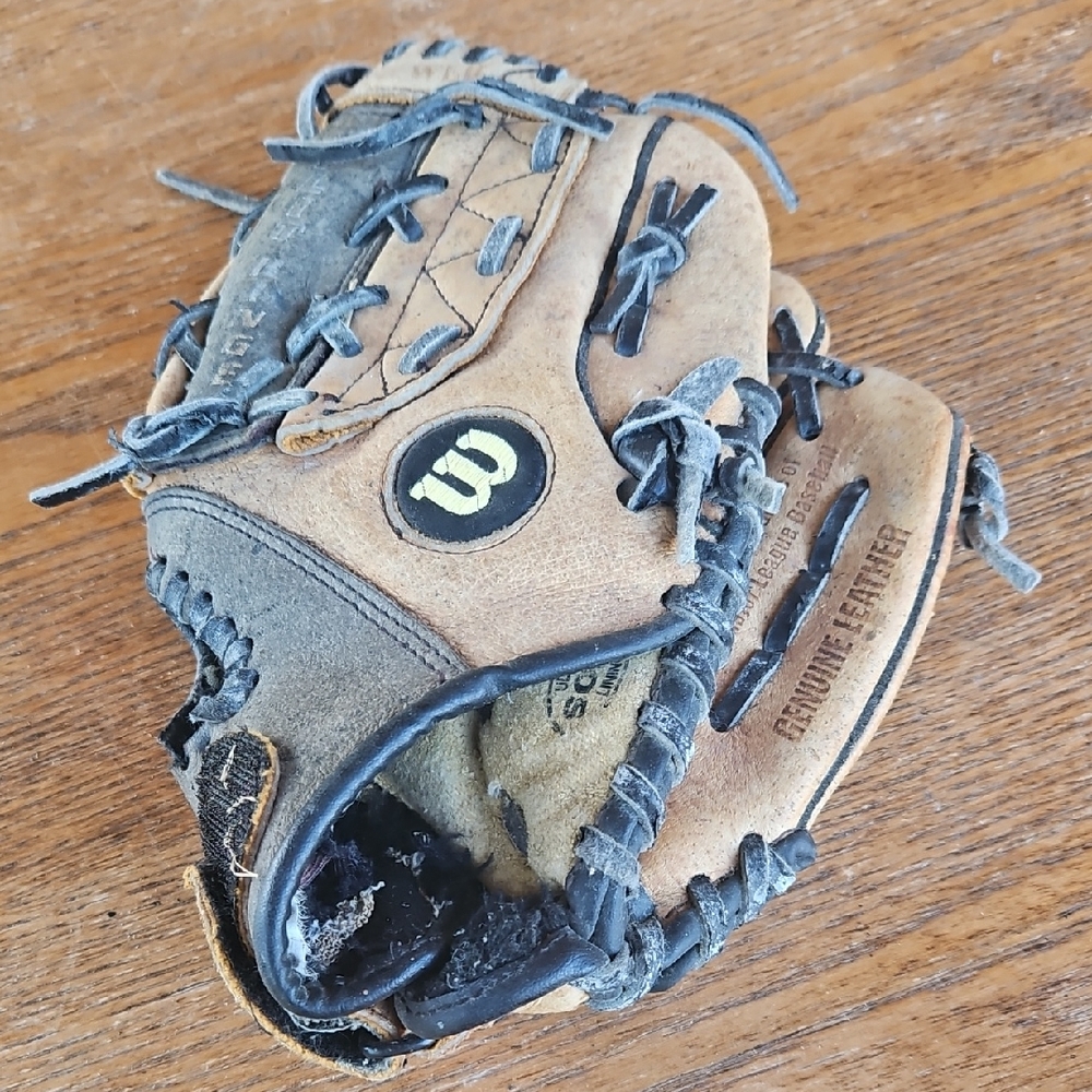 Wilson Kids Tan and Black Baseball Glove